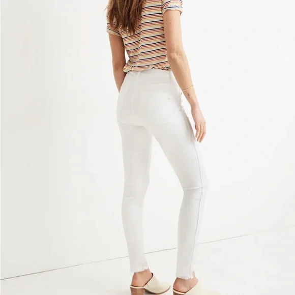 Madewell 10" High-Rise Skinny Jeans in Pure White: Step-Hem Edition - Picture 2 of 7